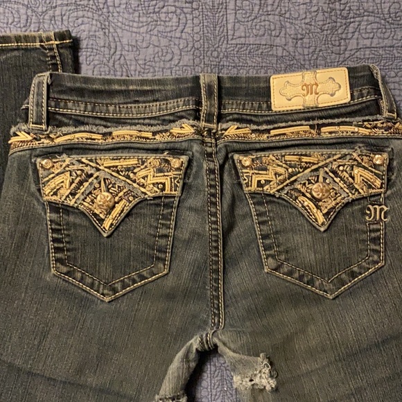 Miss Me jeans size 29x35 *needs repair* - Picture 4 of 4